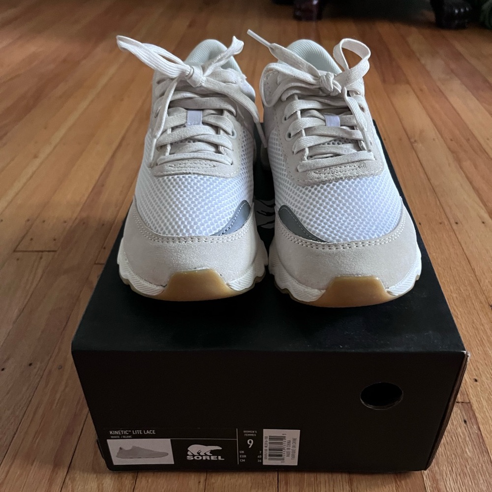 BNIB WOMEN SOREL KINETIC LITE LACE SNEAKERS